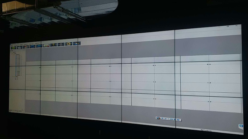 大連小窯灣國際商務綜合管廊46寸液晶拼接屏3X5拼接